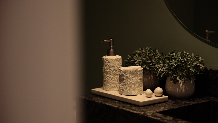 CURTA!|137| Brava Arts 2 suítes |Passos do Mar