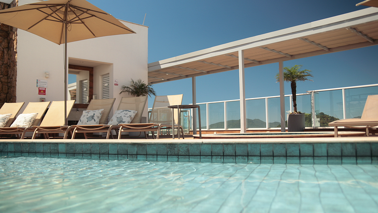 CURTA!|137| Brava Arts 2 suítes |Passos do Mar