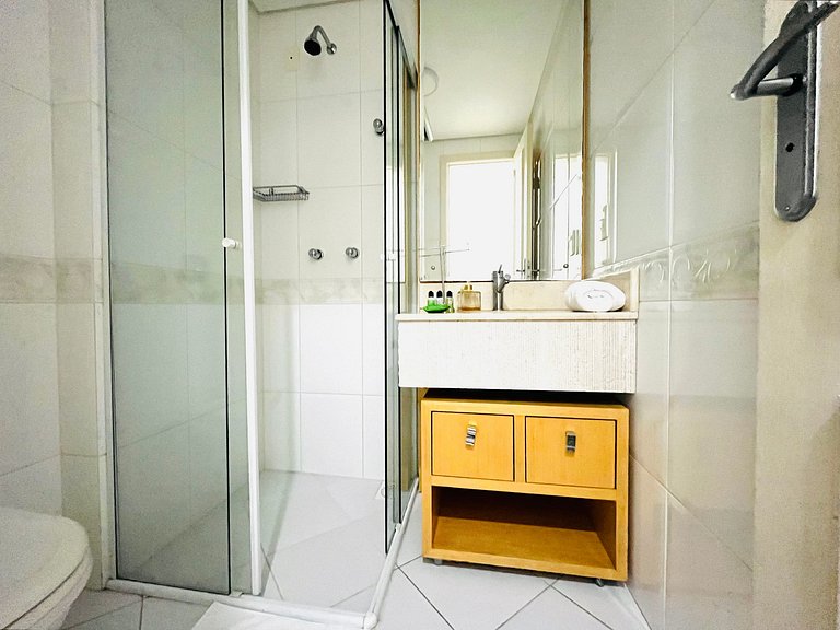 CURTA! | 172 | Quadra Mar | 3 Quartos (2 Suítes)