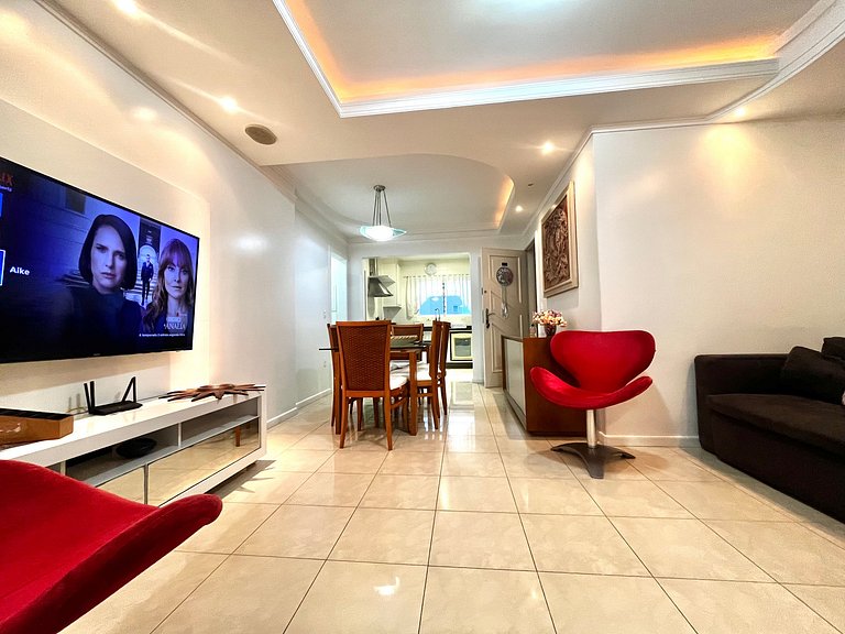 CURTA! | 172 | Quadra Mar | 3 Quartos (2 Suítes)