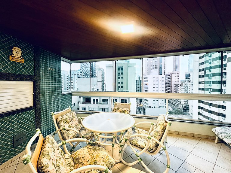 CURTA! | 172 | Quadra Mar | 3 Quartos (2 Suítes)