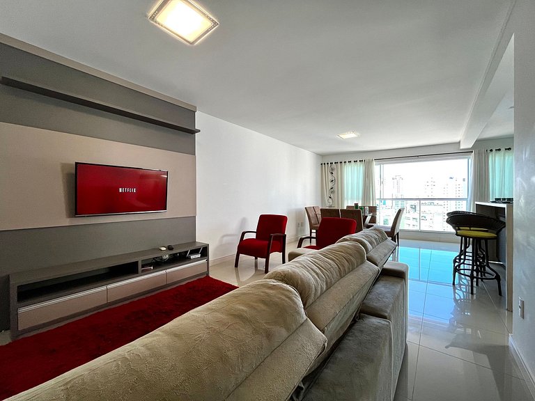 CURTA!|220| Amplo e Completo ao Lado da SmartFit