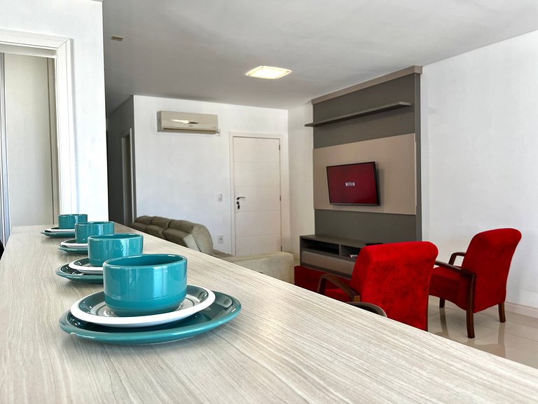 CURTA!|220| Amplo e Completo ao Lado da SmartFit