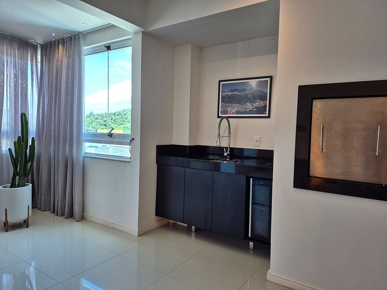 CURTA!|193| Luxo Contemporâneo 2 Suítes | Piscina