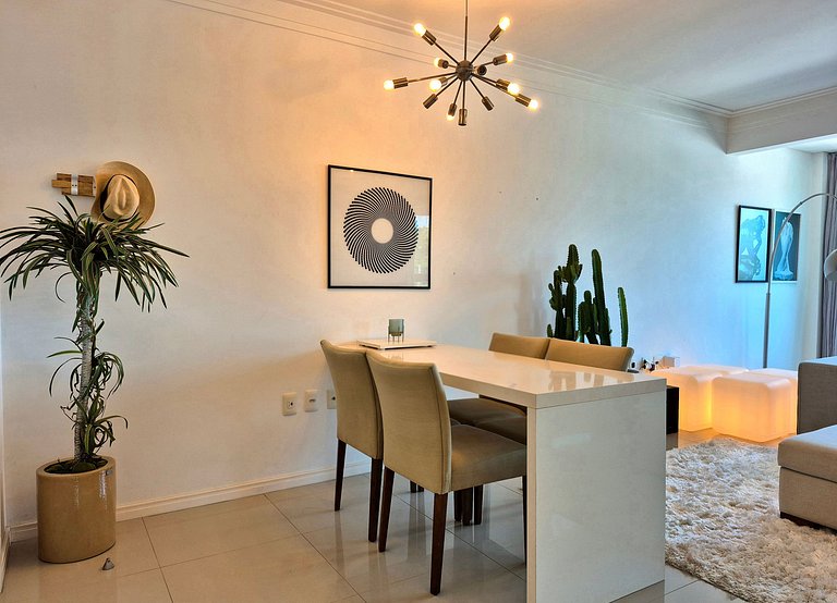 Luxo Contemporâneo 2 Suítes & Piscina |CURTA193