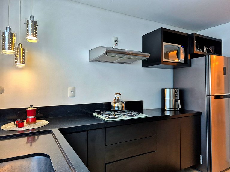 CURTA!|193| Luxo Contemporâneo 2 Suítes | Piscina