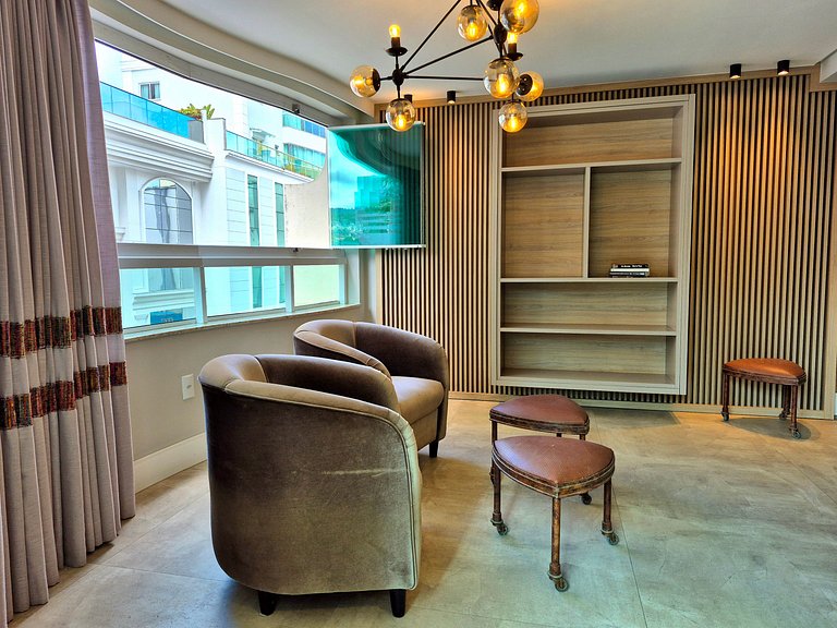 CURTA!|224| 2Q Terraço com Piscina | Pontal Norte