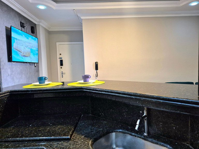 CURTA!|226| 2Q| Central Av. Brasil | 200m Praia