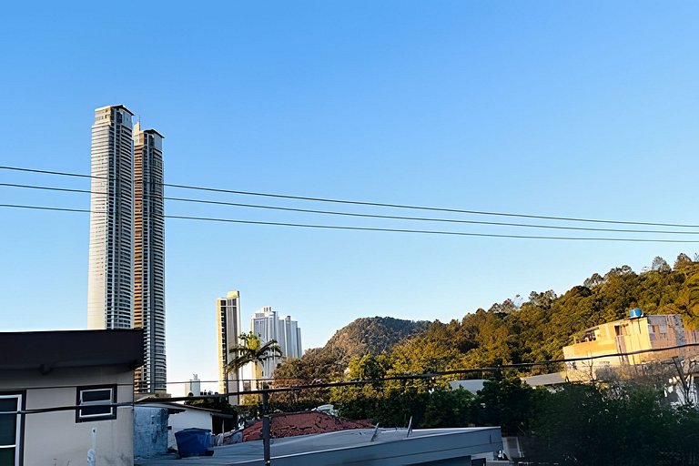 Loft Unipraias Netflix |Expocentro BC |CURTA237