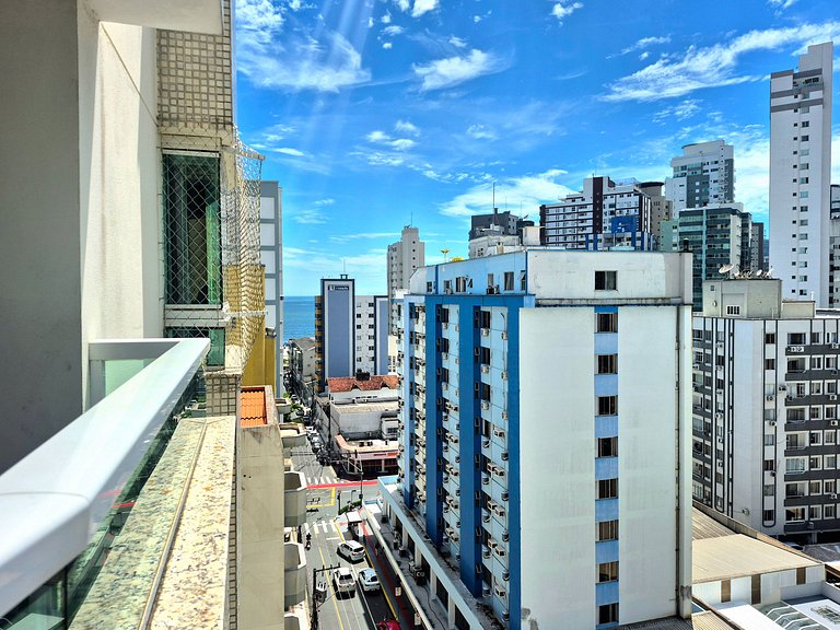 Sacada Ampla com Churrasqueira 3 Quartos |CURTA229