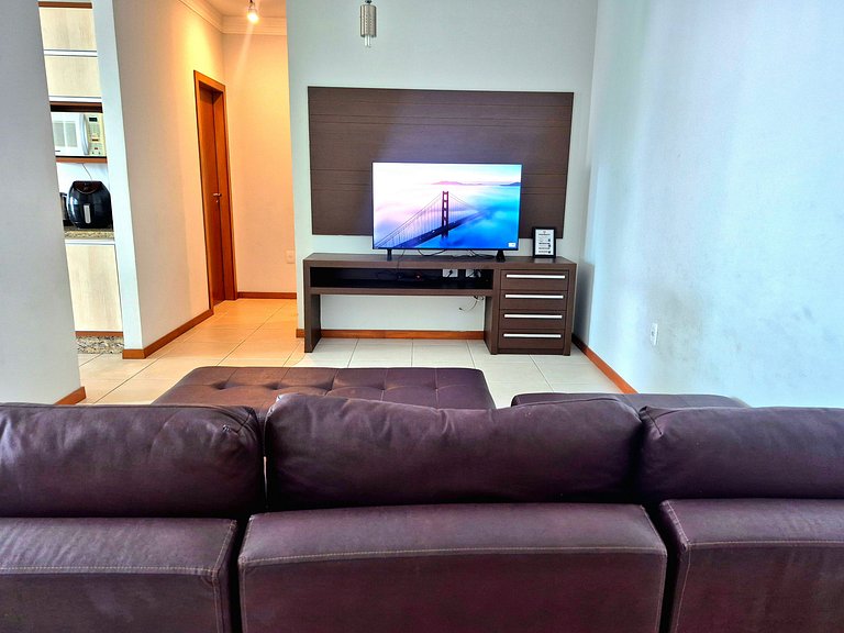 Sacada Ampla com Churrasqueira 3 Quartos |CURTA229