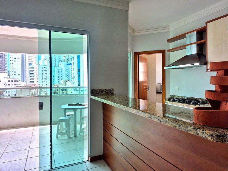 Sacada Ampla com Churrasqueira 3 Quartos |CURTA229