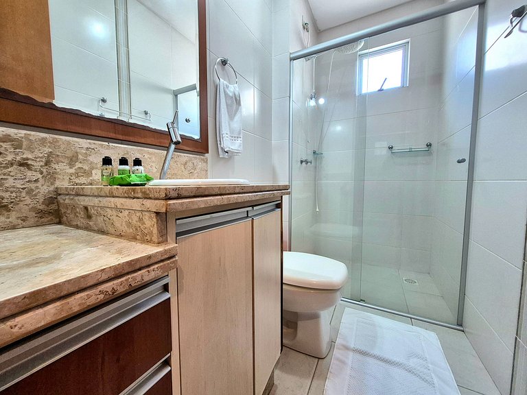 Sacada Ampla com Churrasqueira 3 Quartos |CURTA229