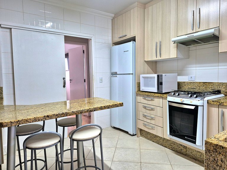 Spacious and Complete 100m from the Beach 3 Suites |CURTA179