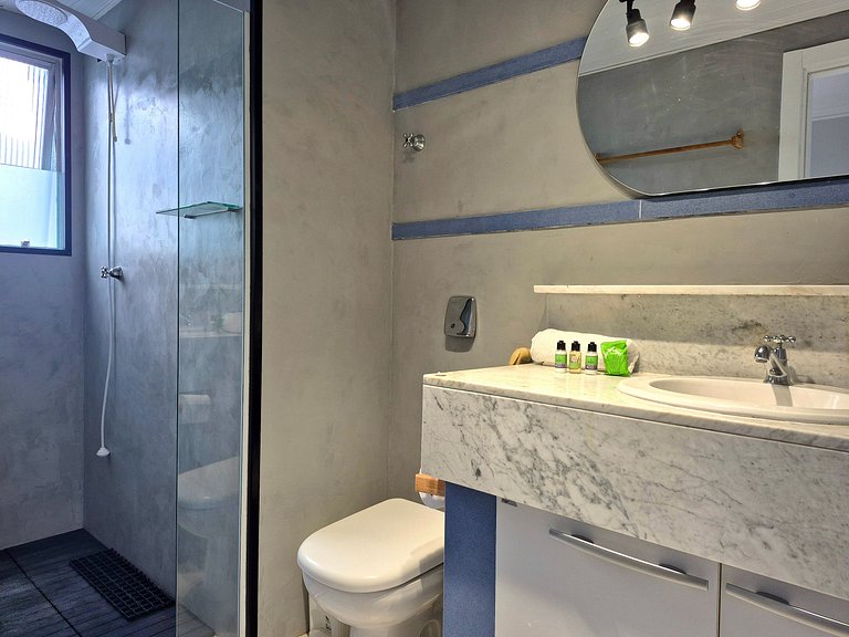 Spacious and Complete 100m from the Beach 3 Suites |CURTA179