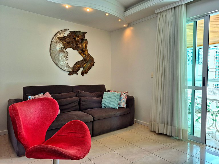 CURTA! | 172 | Quadra Mar | 3 Quartos (2 Suítes)