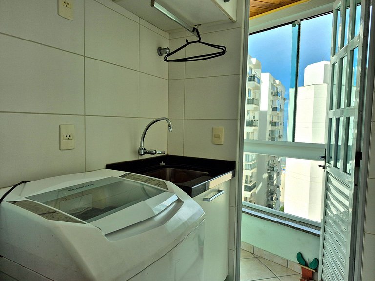 CURTA! | 172 | Quadra Mar | 3 Quartos (2 Suítes)