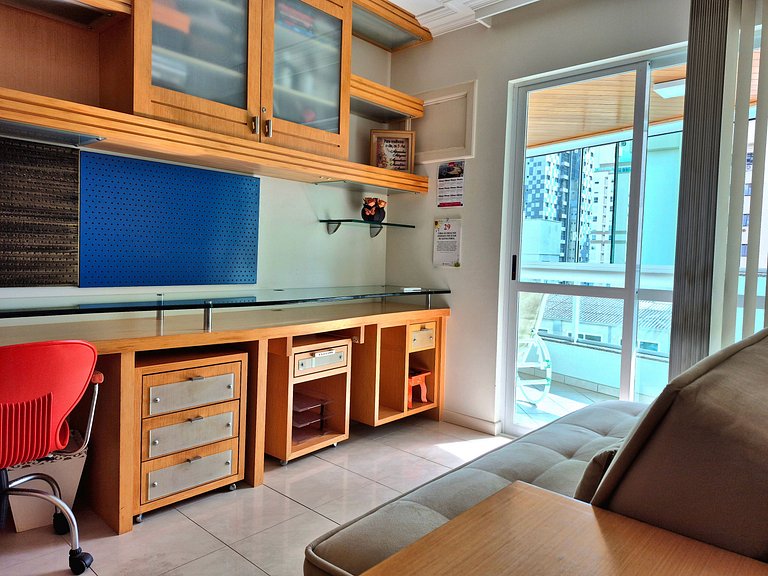 CURTA! | 172 | Quadra Mar | 3 Quartos (2 Suítes)