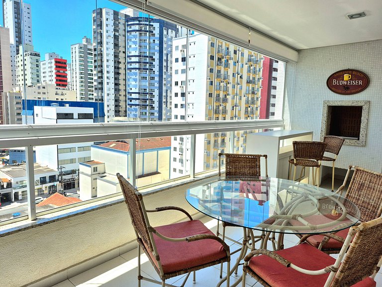 Balcony with Barbecue Grill | Central Area 2 Suites | CURTA1