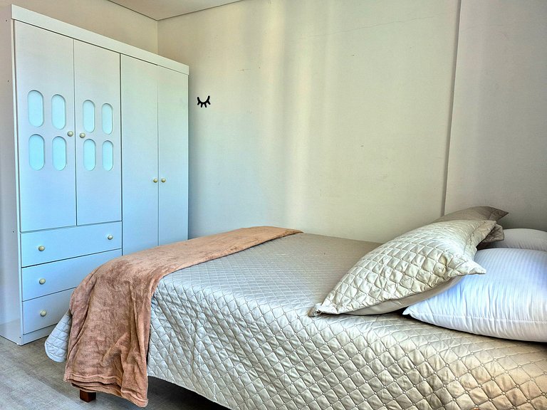 Quadra Mar Central c/ Vista Praia 2Q |CURTA232