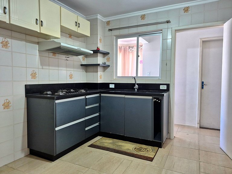 Quadra Mar Central c/ Vista Praia 2Q |CURTA232