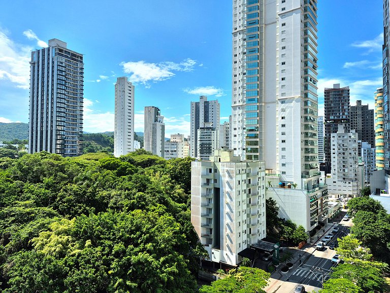 Quadra Mar 3 Quartos & Vaga |Vista Livre |CURTA235