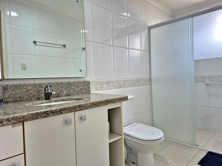 Quadra Mar 3 Quartos & Vaga |Vista Livre |CURTA235