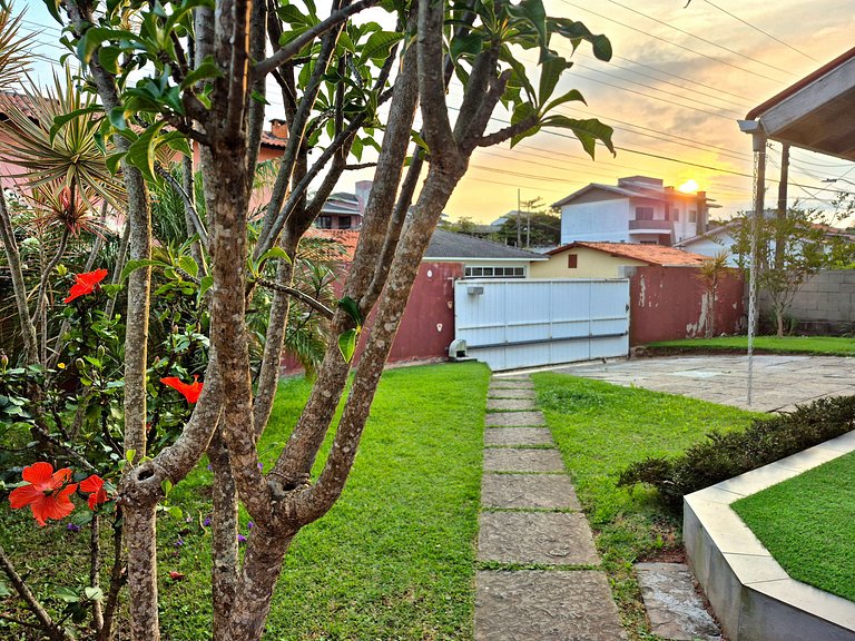 CURTA!|222| Suíte Conforto 400m Praia Ingleses