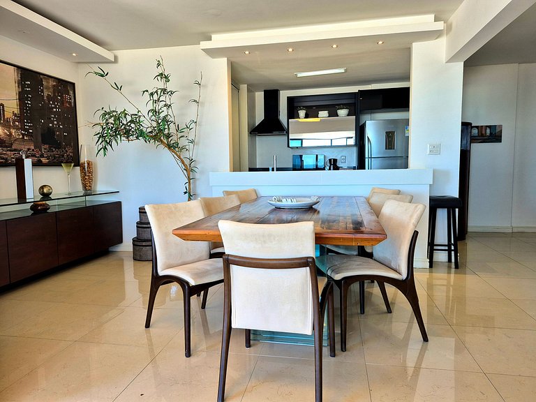 CURTA!|134| Frente Mar |2 Q |Vista Incrível