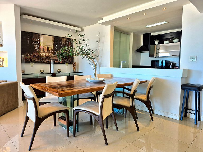 CURTA!|134| Frente Mar |2 Q |Vista Incrível