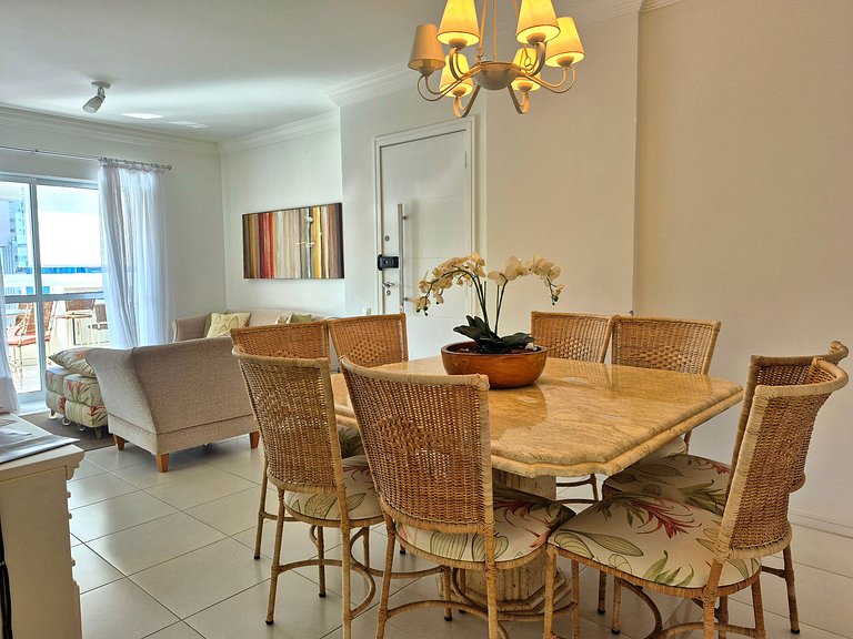 Balcony with Barbecue Grill | Central Area 2 Suites | CURTA1