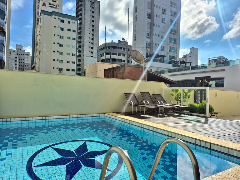 Balcony with Barbecue Grill | Central Area 2 Suites | CURTA1