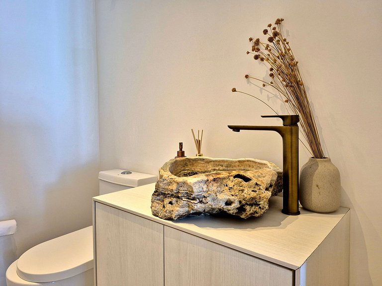 Boho Elegance Brava Arts 2 Suítes |CURTA240