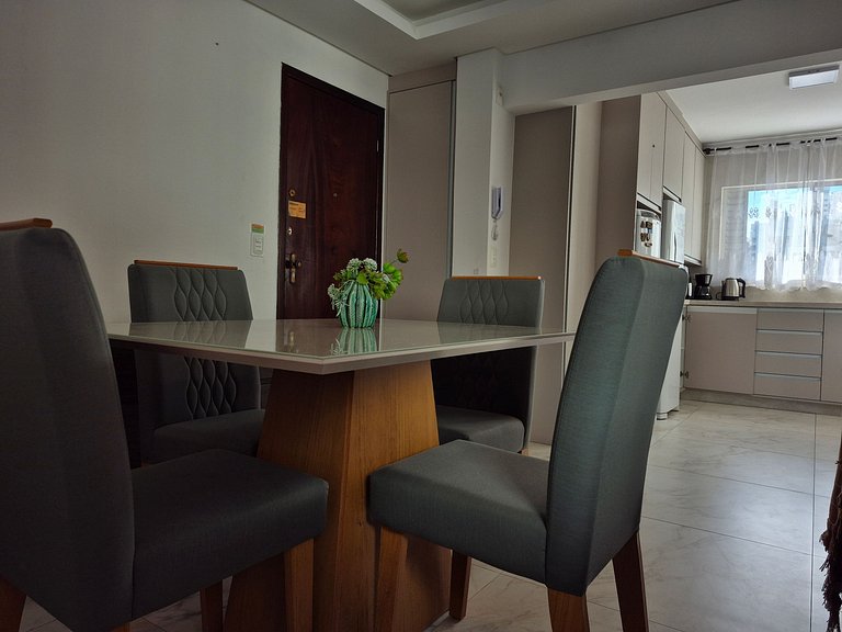 CURTA! |197| Apê Central 2 Quartos | 150m Praia