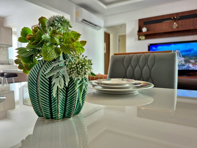 CURTA! |197| Apê Central 2 Quartos | 150m Praia