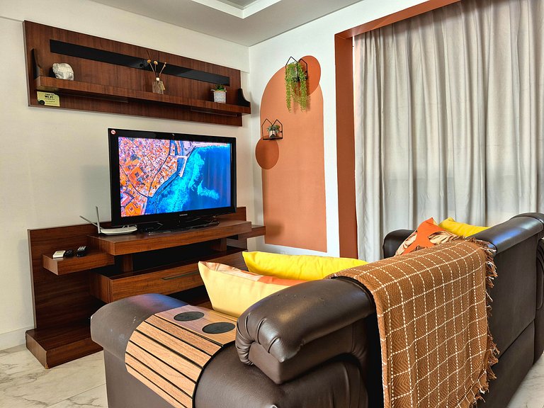 CURTA! |197| Apê Central 2 Quartos | 150m Praia