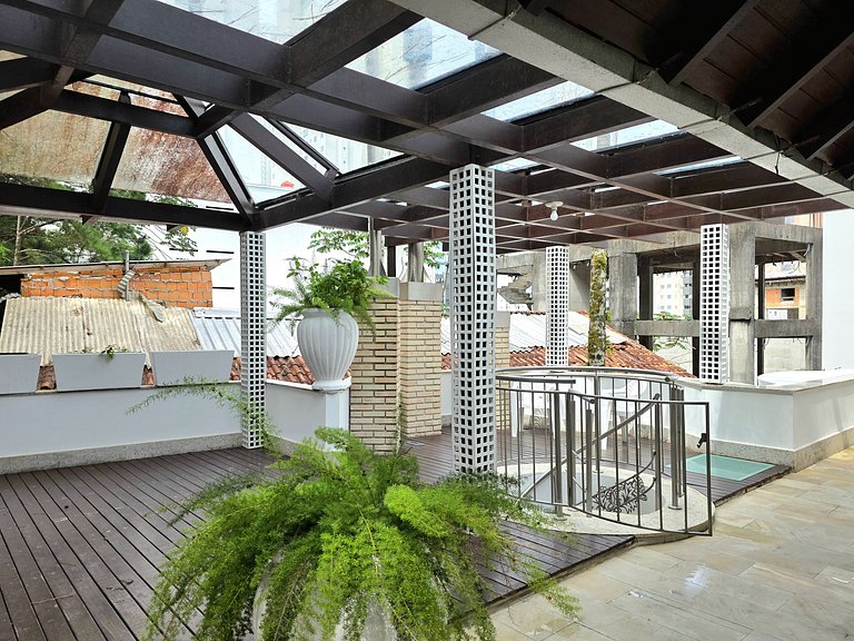 Casa Piscina Privativa Roda Gigante |CURTA135