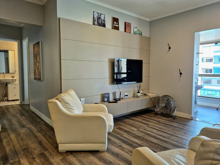 Apartamento Central na Av. Brasil |CURTA128