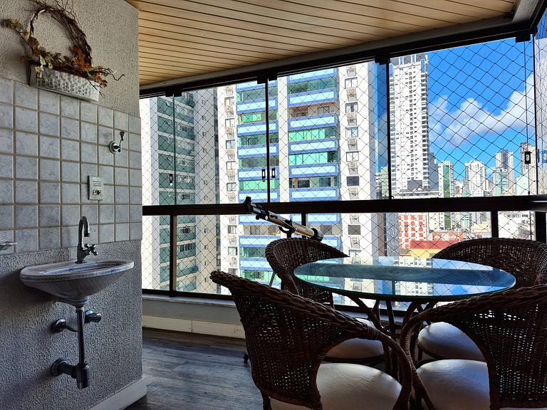 Apartamento Central na Av. Brasil |CURTA128