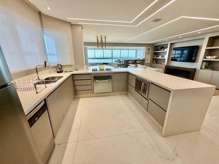 Luxury 4 suites l Oceanfront l Barra Sul by CURTA!