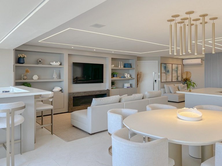 Luxury 4 suites l Oceanfront l Barra Sul by CURTA!
