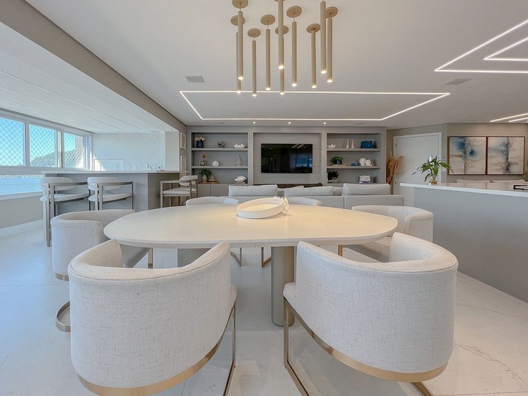 Luxury 4 suites l Oceanfront l Barra Sul by CURTA!
