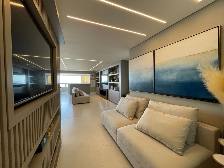 Luxury 4 suites l Oceanfront l Barra Sul by CURTA!