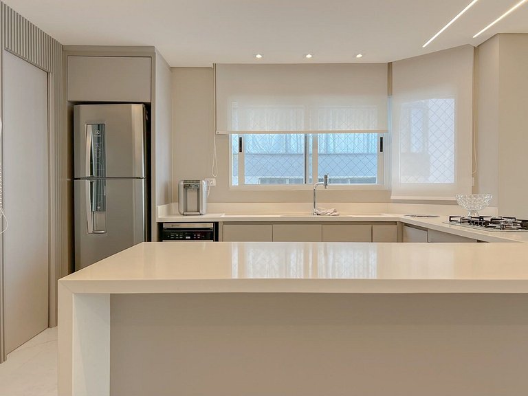 Luxo 4 suites l Frente mar l Barra Sul by CURTA!